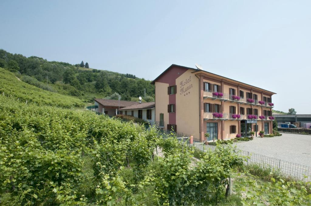 Wine Hotel Munin กานาเล ภายนอก รูปภาพ